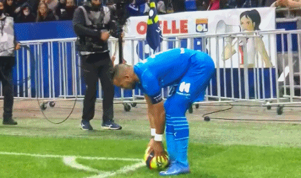 谁更强？ESPN对比15-16赛季库里和本赛季SGA数据