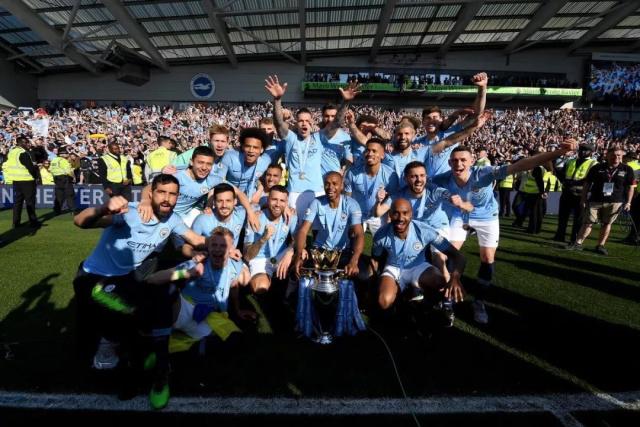 英超：曼联客场2-1击败莱斯特城（英超：曼联客场2-1力克莱斯特城）