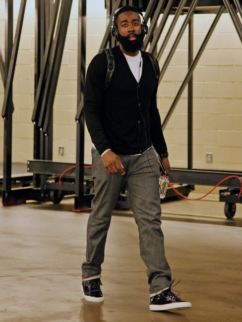 0-0到1-1！利物浦主场爆冷被绝平，切尔西输球后排名降至第四（从0-0到1-1：利物浦主场遭绝平，切尔西输球滑落至第4）