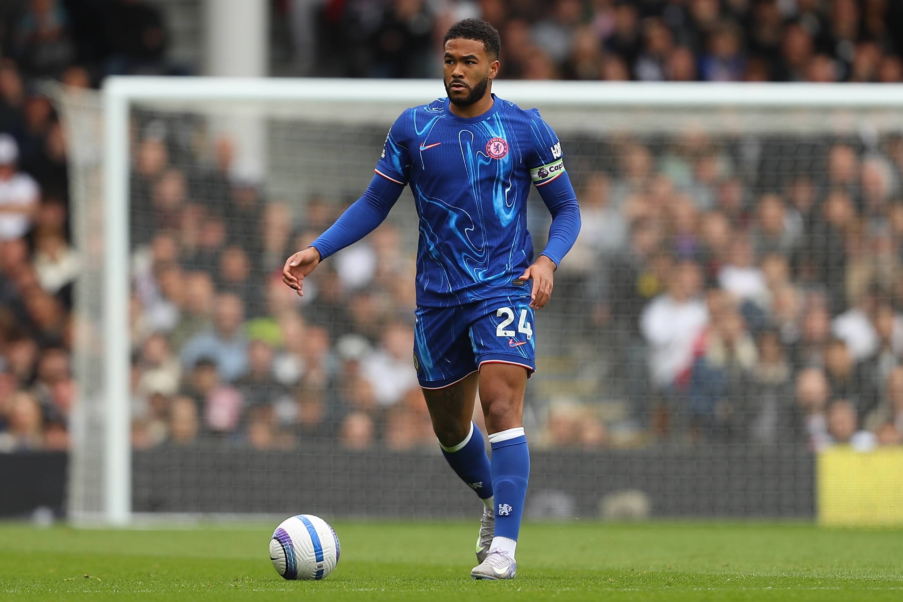 意媒：罗马也在关注维罗纳前锋焦瓦内，加斯佩里尼对他很欣赏（意媒：罗马有意引进维罗纳前锋焦瓦内，加斯佩里尼对其青睐有加）