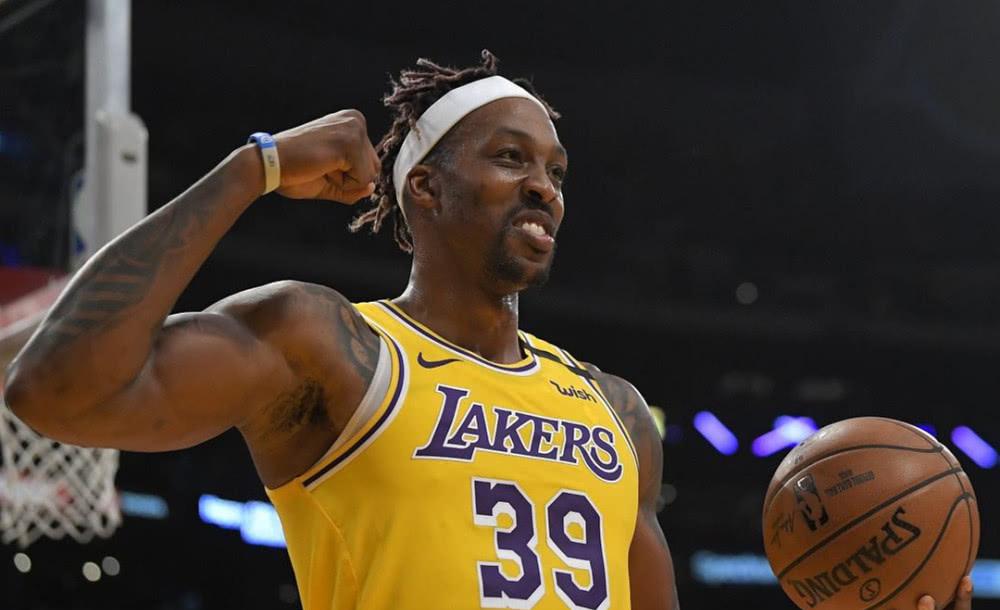 科尔：库里今天战森林狼没有出场时间限制（科尔称库里今日对阵森林狼将不受出场时间限制）