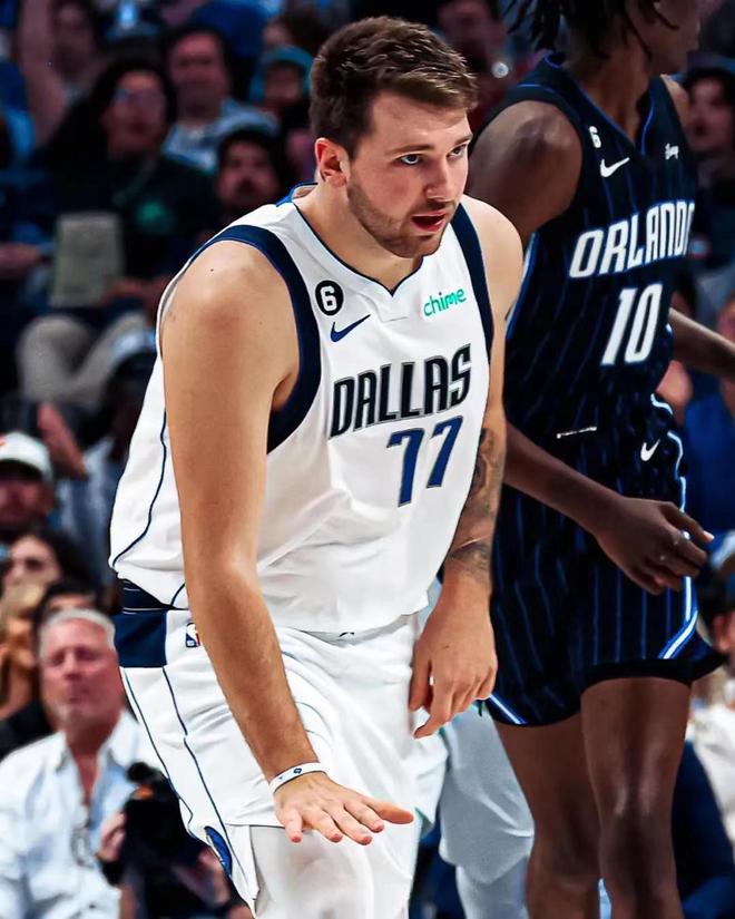 世界泳坛与 世界泳坛与